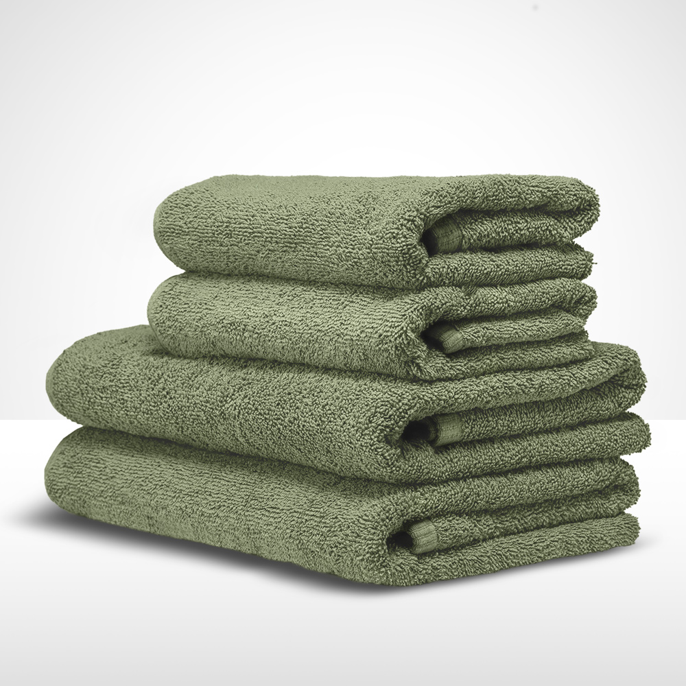 Recznik-kapielowy-140x70-500g-zielony Ręcznik RIMINI zielony w kompozycji stos