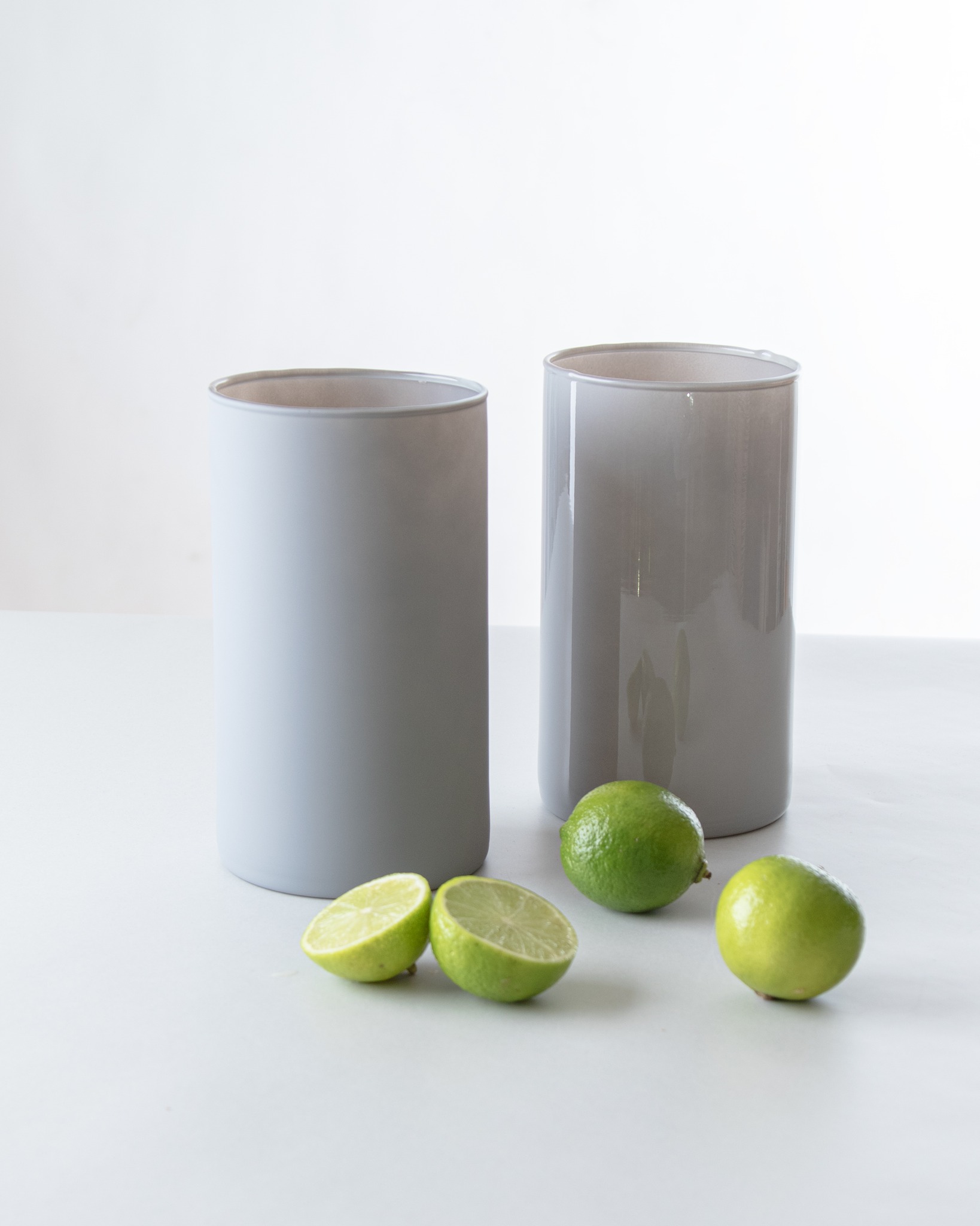 Szare-pojemniki-z-limonkami-1.jpg 517c90f1fe99a94e4706431e23106577